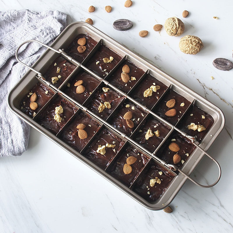 Premium Checkered Brownie Baking Pan - High Carbon Steel with Teflon Coating, 31x20x4.9cm